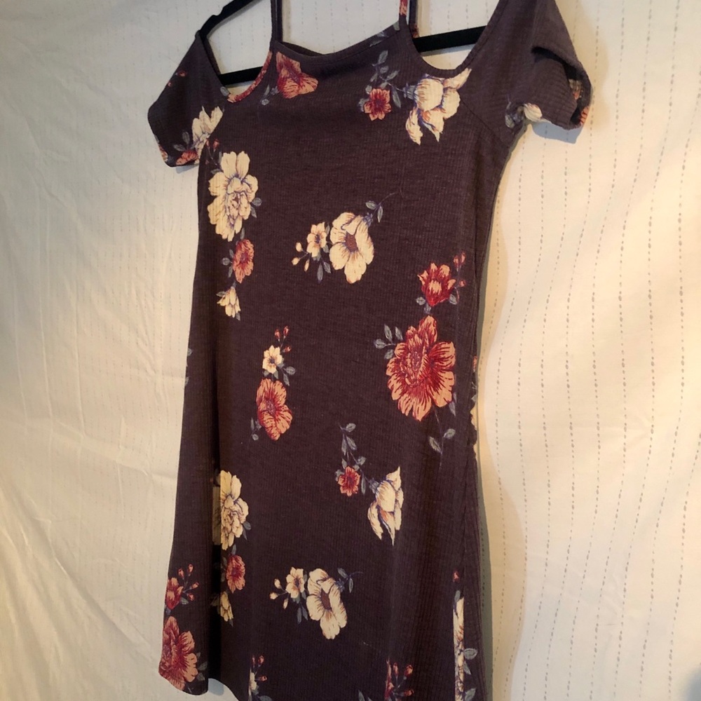 🆕 .Purple floral design mini dress 🆕